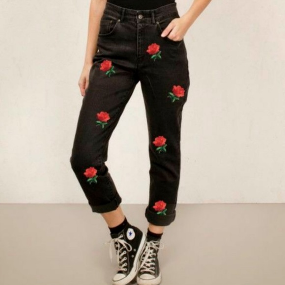 The Ragged Priest Denim - The Ragged Priest Thorn By My Side Rose Mom Jeans